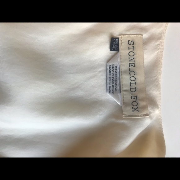 Stone Cold Fox Ivory dress bell sleeves lace - Picture 4 of 6